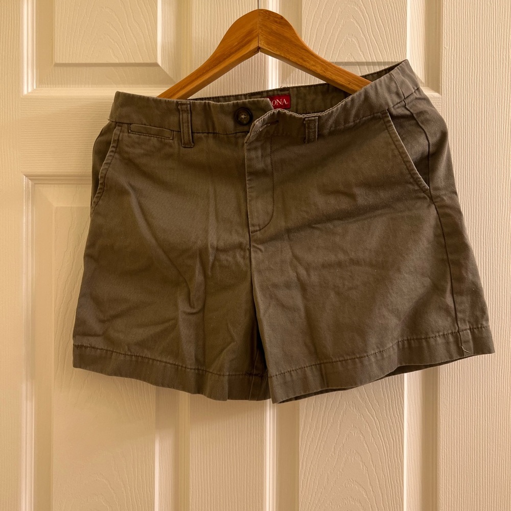 Merona Gray Shorts. Size 6.